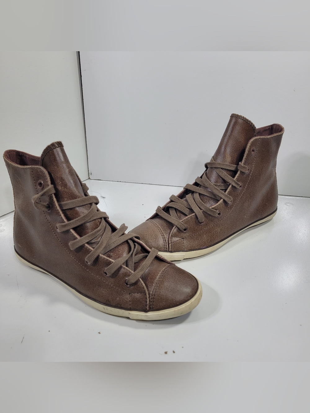 Men's Brown High-Top Casual Sneakers